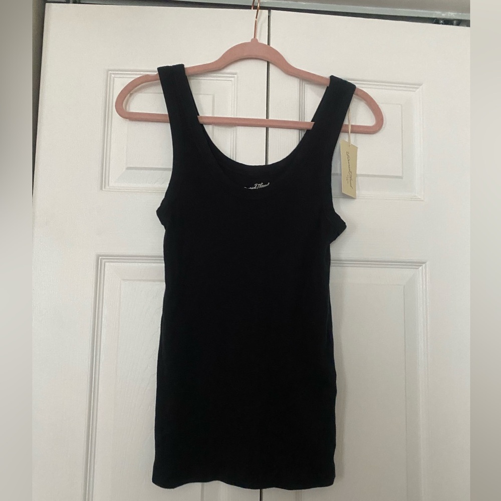 Universal Thread Black Tank Top